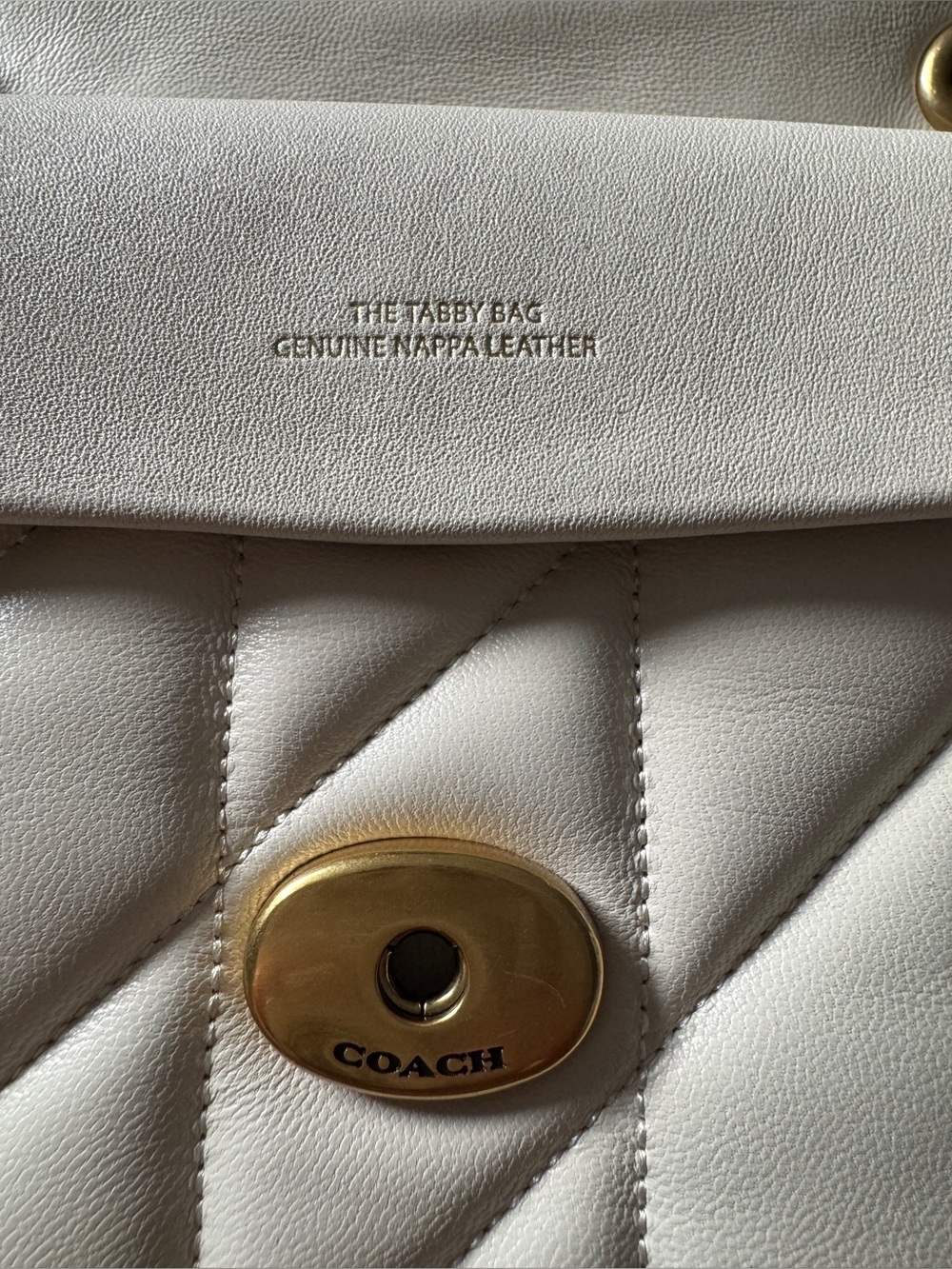 EUC Coach Quilted Tabby 26 (#CP150) color Brass/Chalk (B4/HA)—used maybe 2 times - Picture 9 of 13
